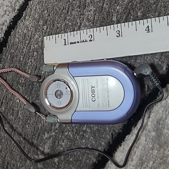 VINTAGE COBY CX-7 MINI PORTABLE AM-FM RADIO RECEIVER EARPHONES PRICE FIRM - Picture 9 of 12